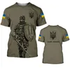 Magliette da uomo T-shirt mimetica da uomo ucraino Stampa stile militare Veterani Bandiera dell'esercito Abbigliamento T-shirt oversize con scollo a cuore Harajuku