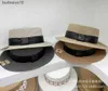 خطاب تشاو ياباني وكوري ، شقة أعلى قش القش القبعة الصيفية الصيفية الشمسية وأشعة الشمس القبعة القبعة القبعة الشباك الحمر