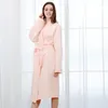 Kvinnors sömnkläder Kvinnor och män Summer Waffle El Bathrobe Cotton Universal Full Sleeve Kne Length Nightrown Kimono Bath Robe