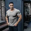 Erkek Tişörtleri Yaz Koşu V Boyun Kısa Kollu Örme Tişörtlü Erkek Spor Salonu T-Shirt Sports Slim Fit T-Shirt Fitness Vücut Geliştirme Egzersiz Giysileri L230715