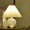 Lampes de table transfrontalière lampe en cristal nordique confortable et romantique minimaliste mode moderne plissé coréen chambre décoration chevet