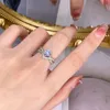 Alianças de Casamento Anel de Diamante Elegante em Forma de V 925 Prata Esterlina para Mulheres Jóias Finas Presente de Aniversário com Certificado GRA 230714