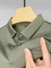 Herrpolos high end varumärke is silke fast färg kort hylsa utsökt tryckt polo skjorta fashionabla lapel cool andas t-shirt