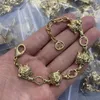 Luxury Design Bangles Varumärkesbrev Armbandskedja Kända kvinnor 18K Gold Crystal Rhinestone Pearl Wristband Link Chain Par Gifts JewerLry Accessories CGB --047