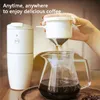 Aproveite o café perfeito em qualquer lugar a qualquer hora com esta máquina de café em cápsula!