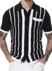 Herren T-Shirts 2022 Sommer Kurzarm Gestricktes Poloshirt Lässige Männer Button-up Turn-down-Kragen Tops Herrenmode Gestreifte Polos Mann Streetwear L230715