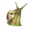 ガーデンデコレーションカタツムリの頭蓋骨彫刻樹脂ゴシック装飾室テーブルクラフザフィギュアカタツムリ像パティオガーデンホラースケルトン飾り装飾l230715