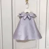 Flickans klänningar Baby Girl Princess Dress Handgjorda Pearl Diamond ärmlösa barn Vestido Bow Party Bröllopstävling Bygdkläder 1-14Y 230714