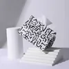 Tissue Dozen Servetten Nordic pompende papieren doos tweedimensionale code patroon tissue doos creatieve desktop woonkamer decoratieve PU lederen tissue doos R230714