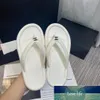 Flip Flops Thick Bottom All-Match White Casual and Lightweight Japanese and Korean Fashion All-Matching Injection Moulded Shoes Sandals