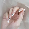 Nail Art Décorations HNDO Noir Blanc Pétale Coeur Fournitures pour Professionnels Manucure Charmes Pièces Kawaii Accessoires 230714