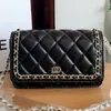 Designer Bag sacs à bandoulière sac à main à rabat Femmes Crossbody Luxueux sac à main en cuir d'agneau pochette enveloppe en cuir noir wallet1