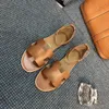 Designer Sandals One ремешок женская обувь путешествовать по плоской сандалиям пляж римские туфли, укорененные сандалиями с ногами с размером коробки 35-42