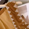 カミスボヘミアンナショナルスタイルウエスタンデニムブラウンスエード刺繍タッセルベスト短くて多目的なノースリーブジャケット