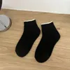 Frauen Socken Waffel weiß Kawaii Herbst Print Japanischer Stil verdickter weiblicher Winter süße Feste Farbe Frau Harajuku warm Happy Spaß