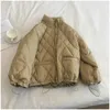 Płaszcze damskie okopy 2023 Krótki koreański Korean Parkas Ultra Light White Duck Down Jacket Women Fashion Loose Puffer Płaszcz Kobieta ciepła warstwa marki