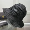 Summer Straw Hat Luxury Desginer Bucket Hats Hand Woven Beach Cap Stickade Hats Womens Casquette Mens Fashion Sun Hat 1009