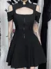 Grundläggande avslappnade klänningar Goth Dark Techwear Buckle Patchwork Black Gothic Grunge Open Shoulder Women Streetwear Cut Out Zip Up Aline Party Dress 230715