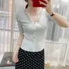 Kadın Sweaters Derin V-Gutt Beyaz Renk Kristal Düğmesi Zarif Kadın Tees Tişört Kısa Kollu Kısa Kollu Vida Ofis Lady Resmi Tops