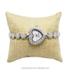 Orologi da polso da donna alla moda a forma di cuore con bracciale in argento con diamanti
