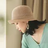 Wide Brim Hats Straw Hat Women Summer Sun Beach Accessory UV Protection Pearls Breathable Soft Foldable Cap For Holiday Luxury