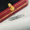 Lüks Bant Yüzükleri S925 STERLING Gümüş Tam Kristal Bir Katman Marka Tasarımcısı Alyans Enstagment Halkası Kadın Mücevherleri için Kutu Partisi Hediyesi