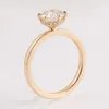 Bandringar Anpassade 18K Solid Yellow Gold 1.5Carat 7,5 mm rund GH -färg Moissanit Lab Diamantförlovningsring