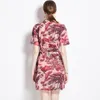2023 Lüks Çiçek Baskılı Pist Elbisesi Yaz Moda Kısa Kol Ofis Kavurlu Zarif A-Line Pileli Kadın Tasarımcı Elbiseler Sonbahar Şık Partisi Akşam Frock