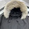 Kış Erkek Moda Tasarımcısı Aşağı Ceket Gerçek Kurt Kürklü Kürk Kalınlaştırıcı Sıcak Spor Palto Rüzgar Geçirmez Su Geçirmez Parker Katlar Erkek Ceketler Şık Klasik Parkas 98fz