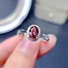 Anneaux de bande Bague en diamant Ovale Coupe Rouge Zircon Cubique Argent Plaqué Bague De Fiançailles De Mariage Cadeau Pour Les Femmes Ronde Moissanite Anneau