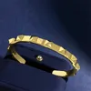 20 estilo mujer apertura brazalete letra V oro Metal pulsera diseñador lujo Vlogo joyería mujeres encanto pulseras