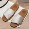 Kvinnor Sandal Slipper Woody Muls Slipers Designer Canvas broderade korsvävda sandaler Sommar Summer utomhus Peep Toe Casual Slippers Letter Stylist Shoes