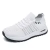 Women oddychający trampki Białe buty do biegania Kobieta lekka oddychająca moda trenerów sportowych buty skarpet