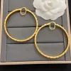 Orecchini di gioielli di marca designer Gold Fashion Big Circle Head Gioielli S Lettera V Stalling Earring Hoops Wholesale 22030105r