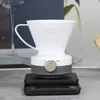 Versez sur une cafetière avec minuterie automatique, un infuseur à main intelligent et un entonnoir à cône