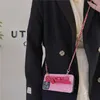 Luxus-Crossbody-Armband, glitzernde Vogue-Handyhülle für iPhone 14, 13, 12, 11 Pro Max, langlebig, schlankes Schlüsselband, vollständig schützende, weiche, glitzernde Rückseite, stoßfest