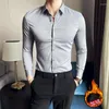 メンズドレスシャツプラスサイズ5xl-M2023秋/冬の濃い暖かいシャツ長袖ソリッド汎用フィットカジュアルビジネス