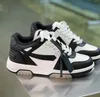 Wholeasle-Out Of Office Runner Sports Shoes Designer Low Top White Black Pink Teather Sneaker Comfrot Пара скейтборда Прогулка Eu36-45