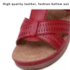 Slippers Zomer Dames Sandalen Fashion Cross Design Hollow Out 5cm Dikke Bodem Romeinse Slippers Magic Tape Ademend Leer strand Schoenen L230717