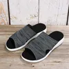 Slippers Sandals Женщины летние новые 2022 платформы сандалии дамы на открытом воздухе пляжные тапочки дизайнерские вязаные сетчатые туфли летние сандалии L230717