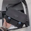 Projektant mody torebki crossbody mens Kolejki marki Messenger ramię worki na ramię nowe czarne torebki w torbie nylonowa mini średnia torebka 2023