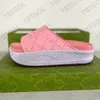 2023 Designerskor Kvinnor Plattform Gummi Sandal Floral Brocade Slipper Gear Bottoms Anti-Slip Flip Flops Standed Beach Causal Slipper With Box No354