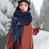スカーフの女性秋の冬のスカーフクラシックタッセルペルレイドハンドバッグ用の温かい柔らかいチャンキーな大きなブランケットラップショール
