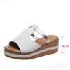 Slippers Summer Women Retro Fashion Sandals Женские платформу клин каблук.