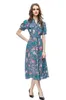 Robes de piste pour femmes Col en V Manches courtes Imprimé High Street Fashion Floral Mid Pencil Vestidos