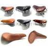 Saddles Bisiklet Saddles Geleneksel Eski Stil Bisiklet Sökün Perçinleme İnek Deri Koltuk Yol Bisiklet Standart MTB Vintage Yastık Bisiklet Parça X0