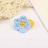 Anneaux de fleurs au crochet anneaux floraux doux colorés pour enfants filles fleurs à tricoter bagues enfants cadeau décor accessoires