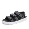 Sandals Wtempo Mens Summer Rubber Platform Slippers طلاب الإصدار الكوري غير الرسمي توجه الاتجاه خارج شاطئ الأحذية 2306715