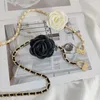 Bältesdesigner Gold Chain Belt Kvinnlig midja Blomma dekoration Klänning Metal Midjeband Korsett Vit för kvinnor Högkvalitativ lyx