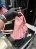 Nya kvinnors mini -ryggsäck Luxury Duma -ryggsäckar axelväskor Cross Body Pures Card Holder Quilted äkta läderdesigner mini handväskor kedja med låda med låda